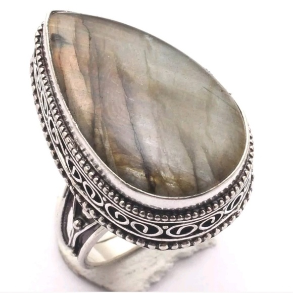 Handmade Jewelry - New Fiery Labradorite 925 Silver Ring.
